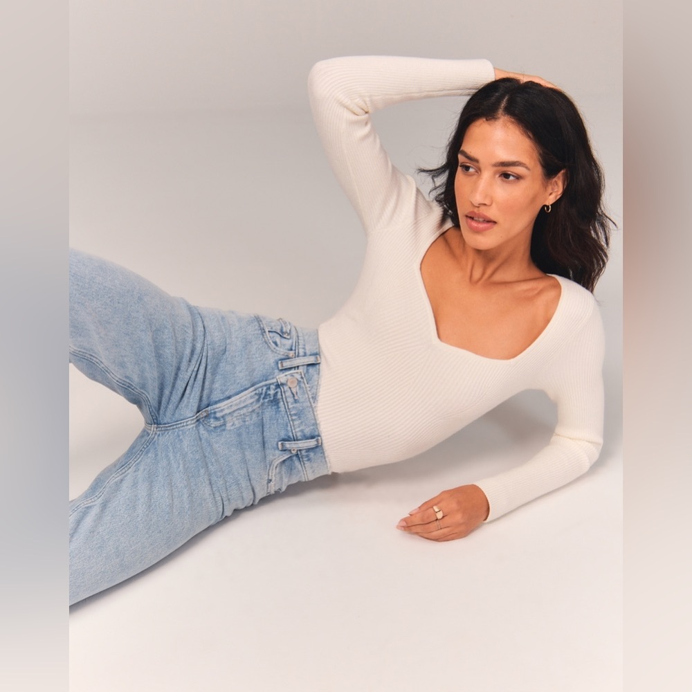Abercrombie & Fitch The 90s Straight Ultra High Rise Criss Cross Size 29 regular - Picture 6 of 14